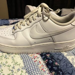 Men’s Air Force ones size 10.5